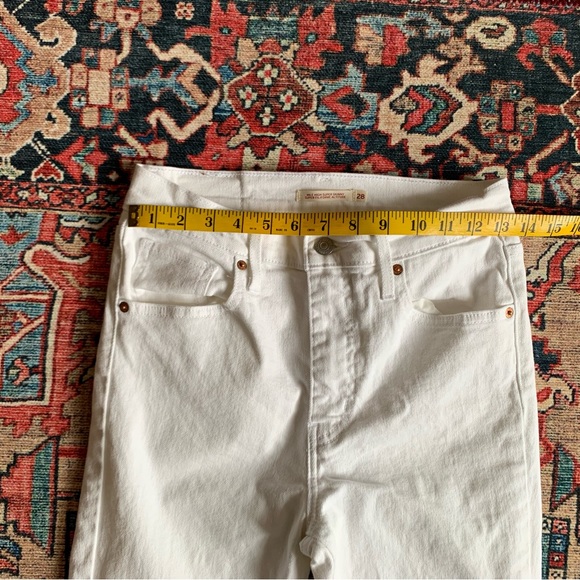 Levi’s white jeans sz 28 - Picture 3 of 13